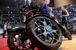 43346 Geneve 2018 hotesse.jpg